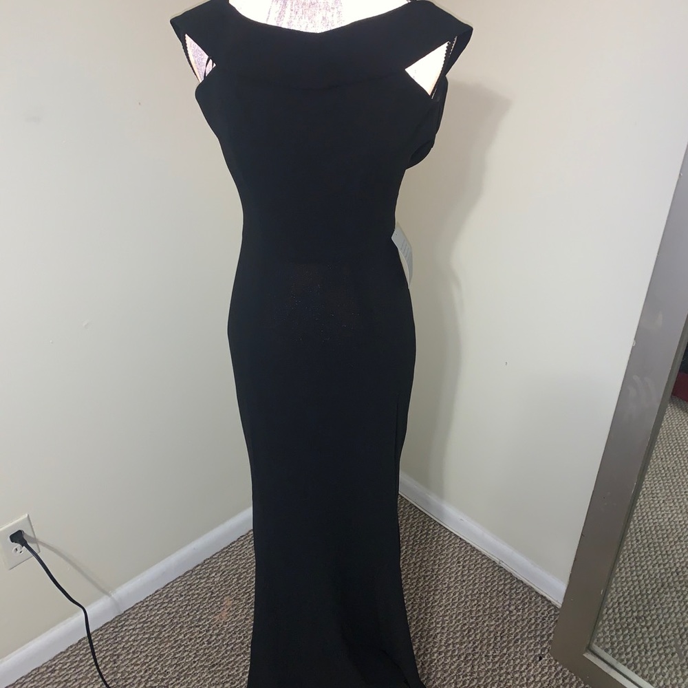 Gorgeous Dress the Population Long Black Dress.